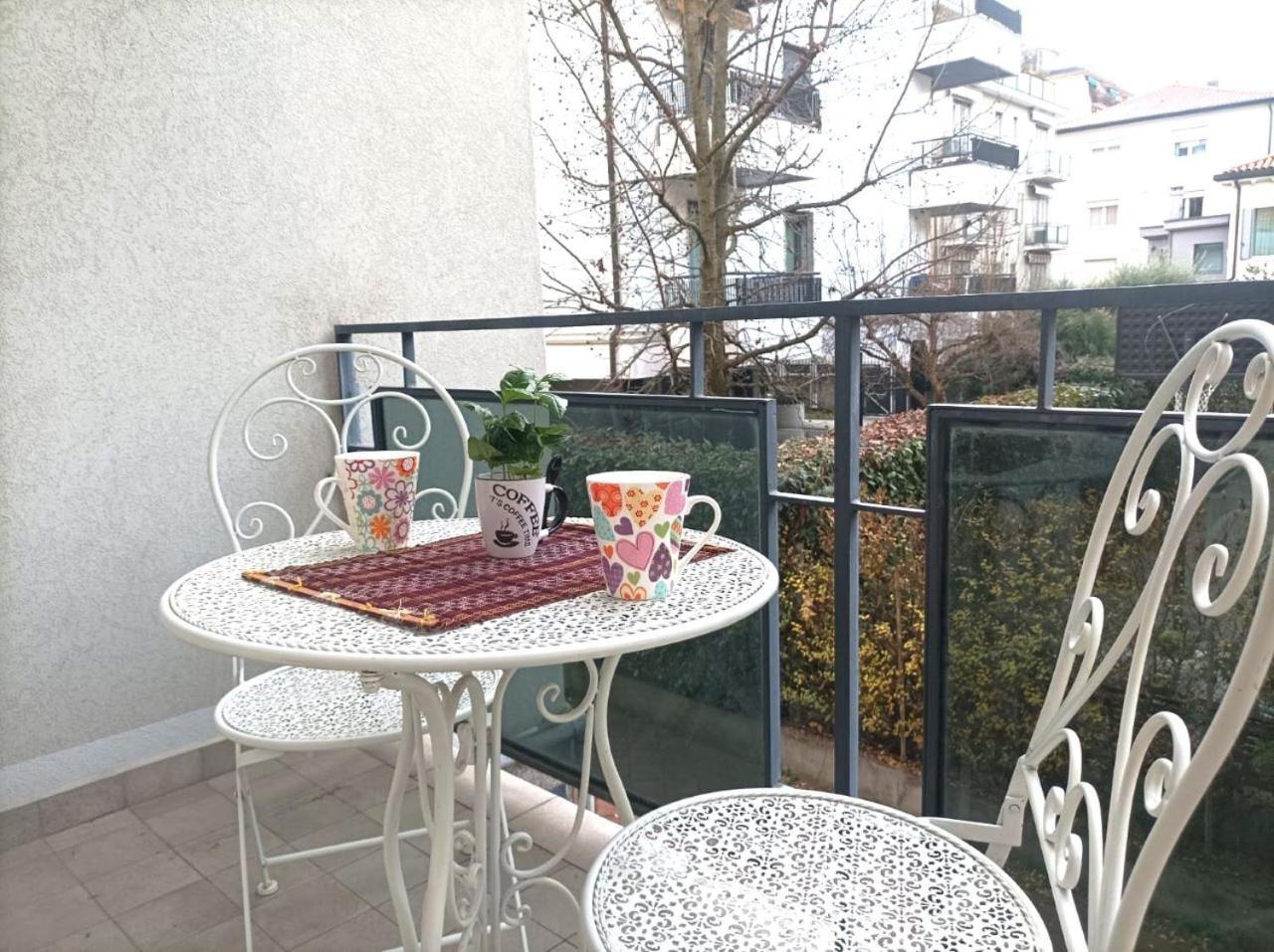 Laura Apartment Venice 4 P. 15 M To Venice Mestre Buitenkant foto