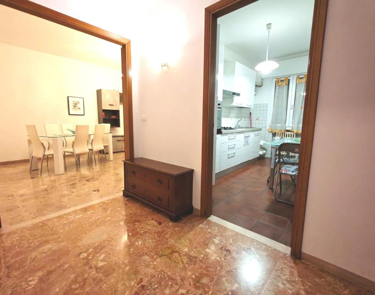 Laura Apartment Venice 4 P. 15 M To Venice Mestre Buitenkant foto